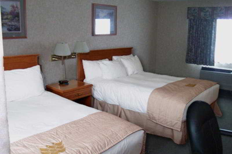 Days Inn & Suites By Wyndham Brooks Exteriör bild